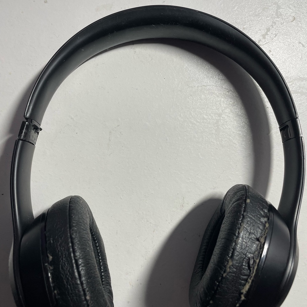 Beats by Dre Black Over-Ear Headphones